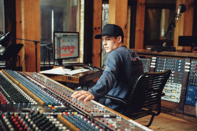 audio-engineer-salaries